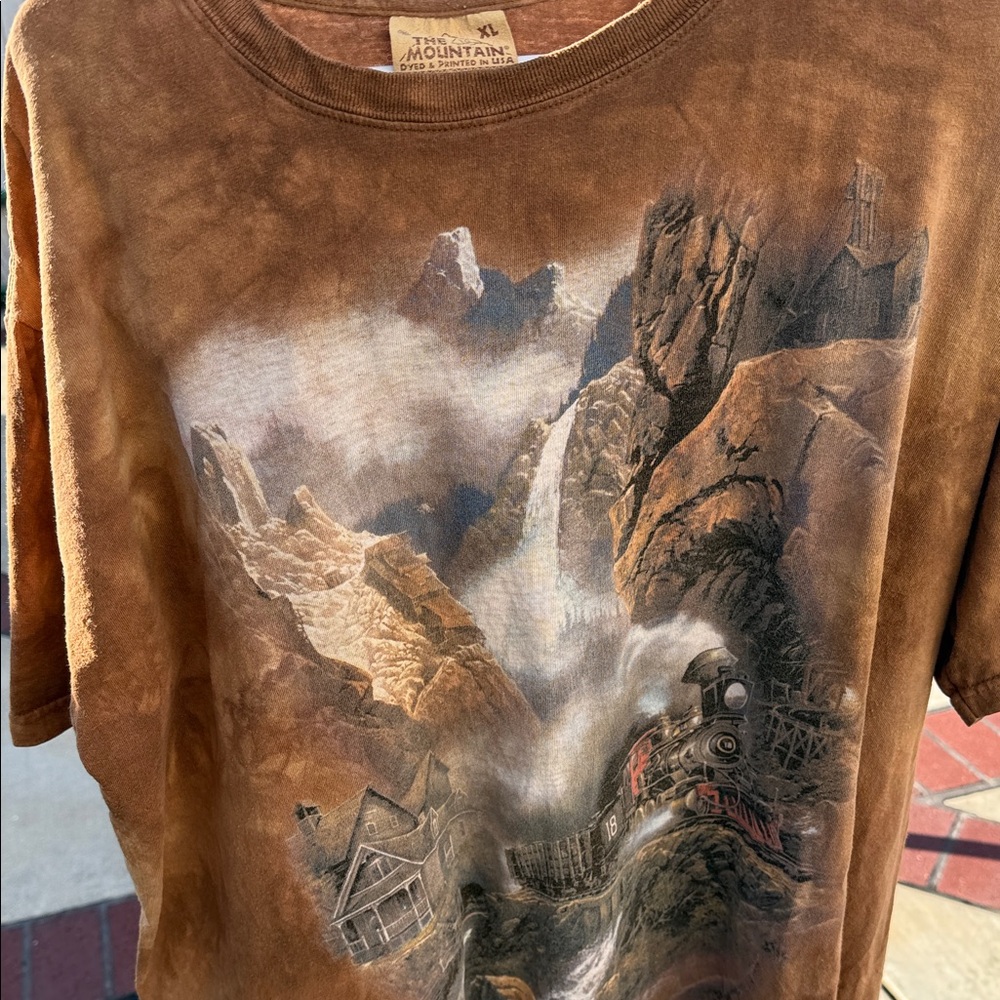 The Mountain Brown Scenic Train T-Shirt